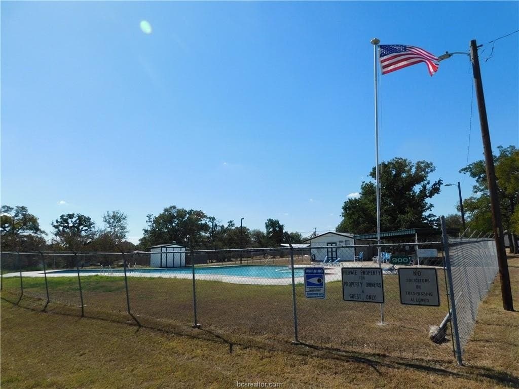 0.34 acres in Burleson County - photo 19