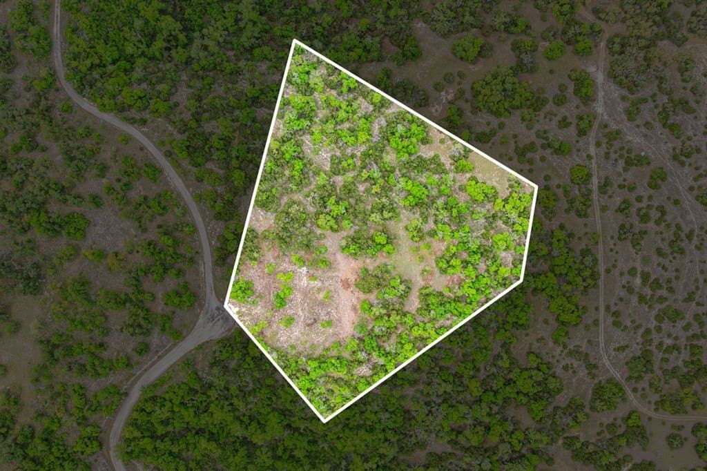 5.66 acres in Blanco County gallery image 4