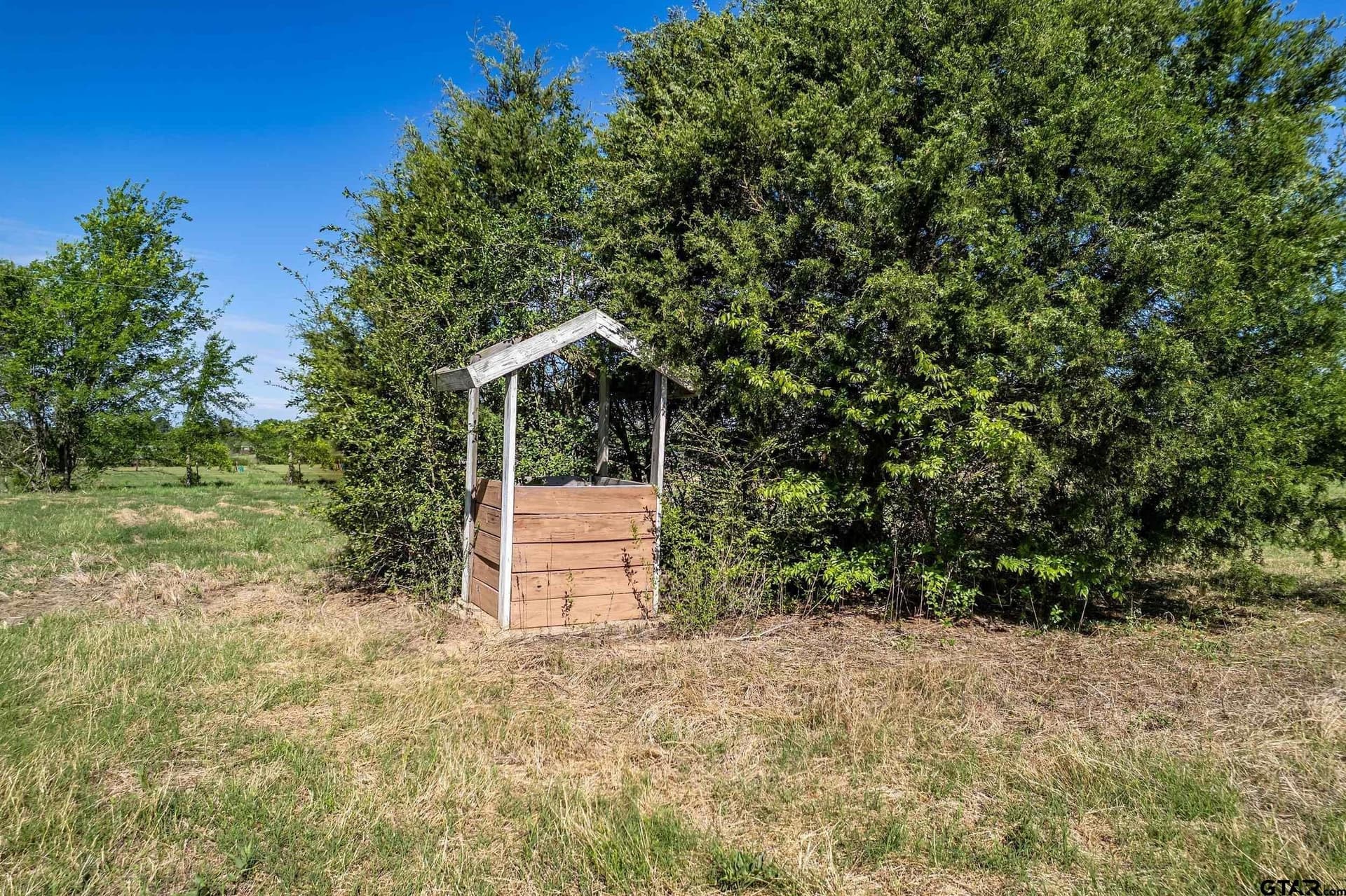 6.91 acres in Henderson County gallery image 4