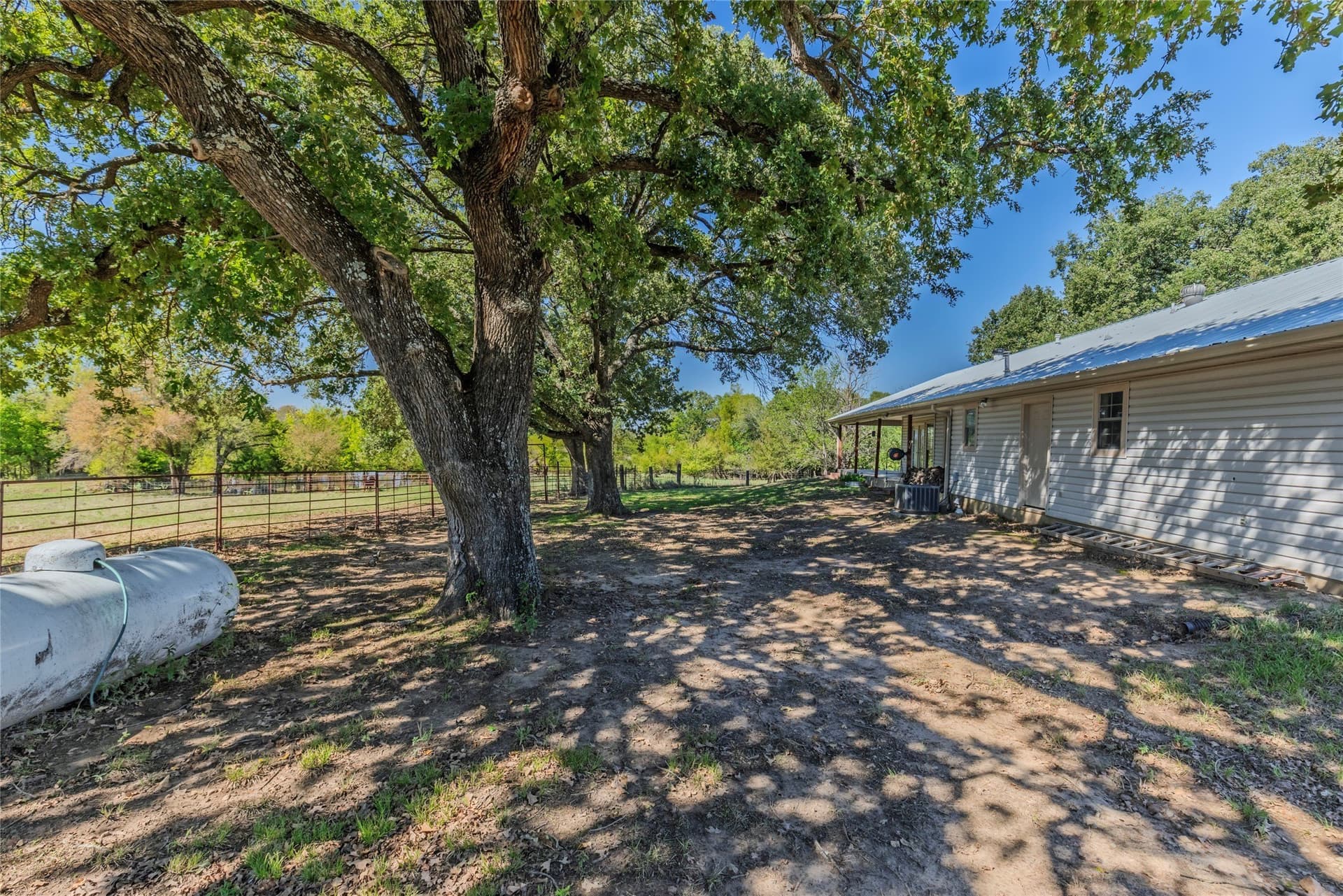 29.18 acres in Hunt County - photo 37