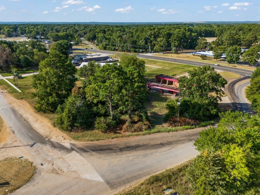 1.58 acres in Gregg County - photo 11