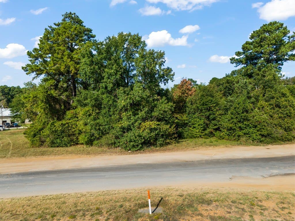 1.58 acres in Gregg County - photo 17