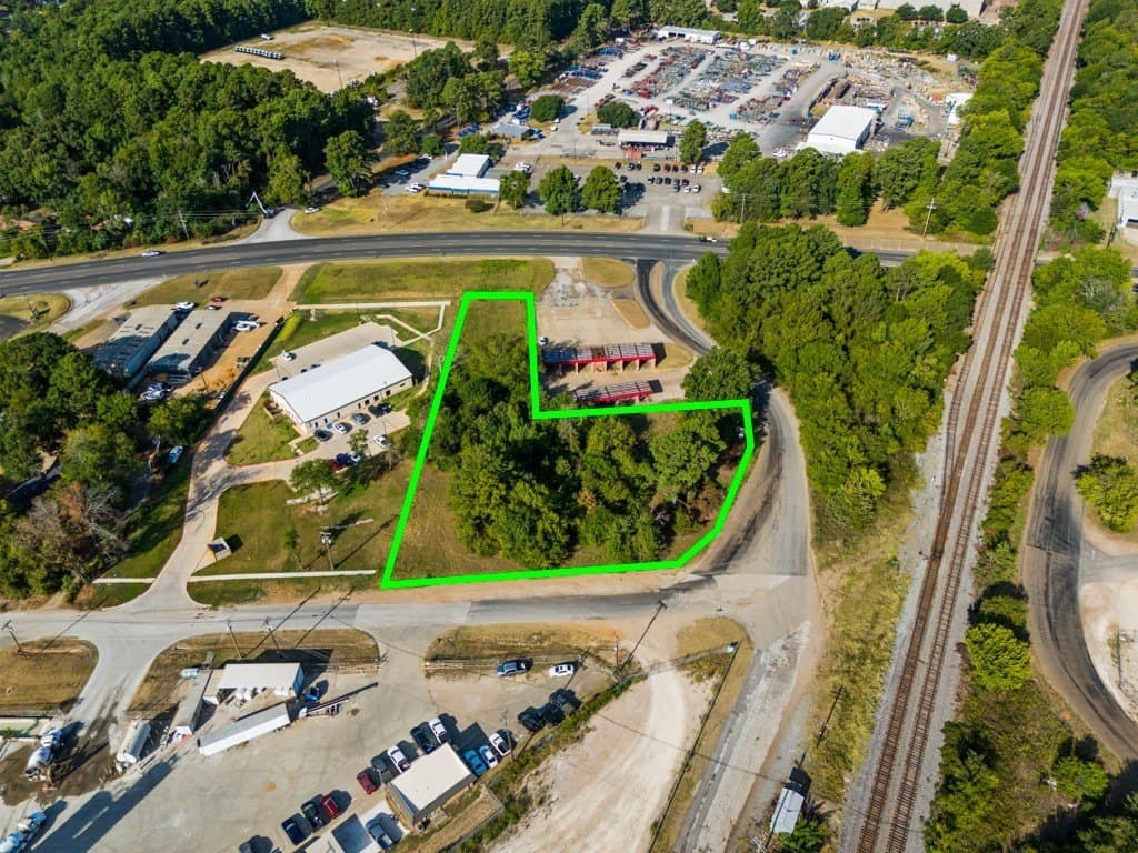 1.58 acres in Gregg County - photo 4