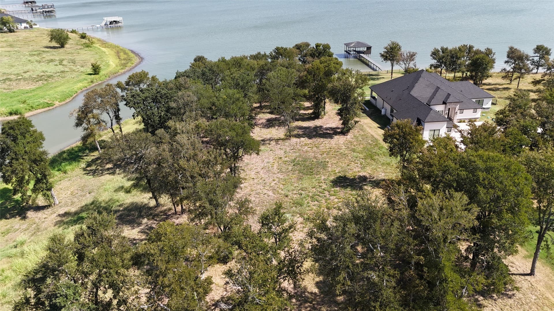 1.01 acres in Navarro County - photo 9