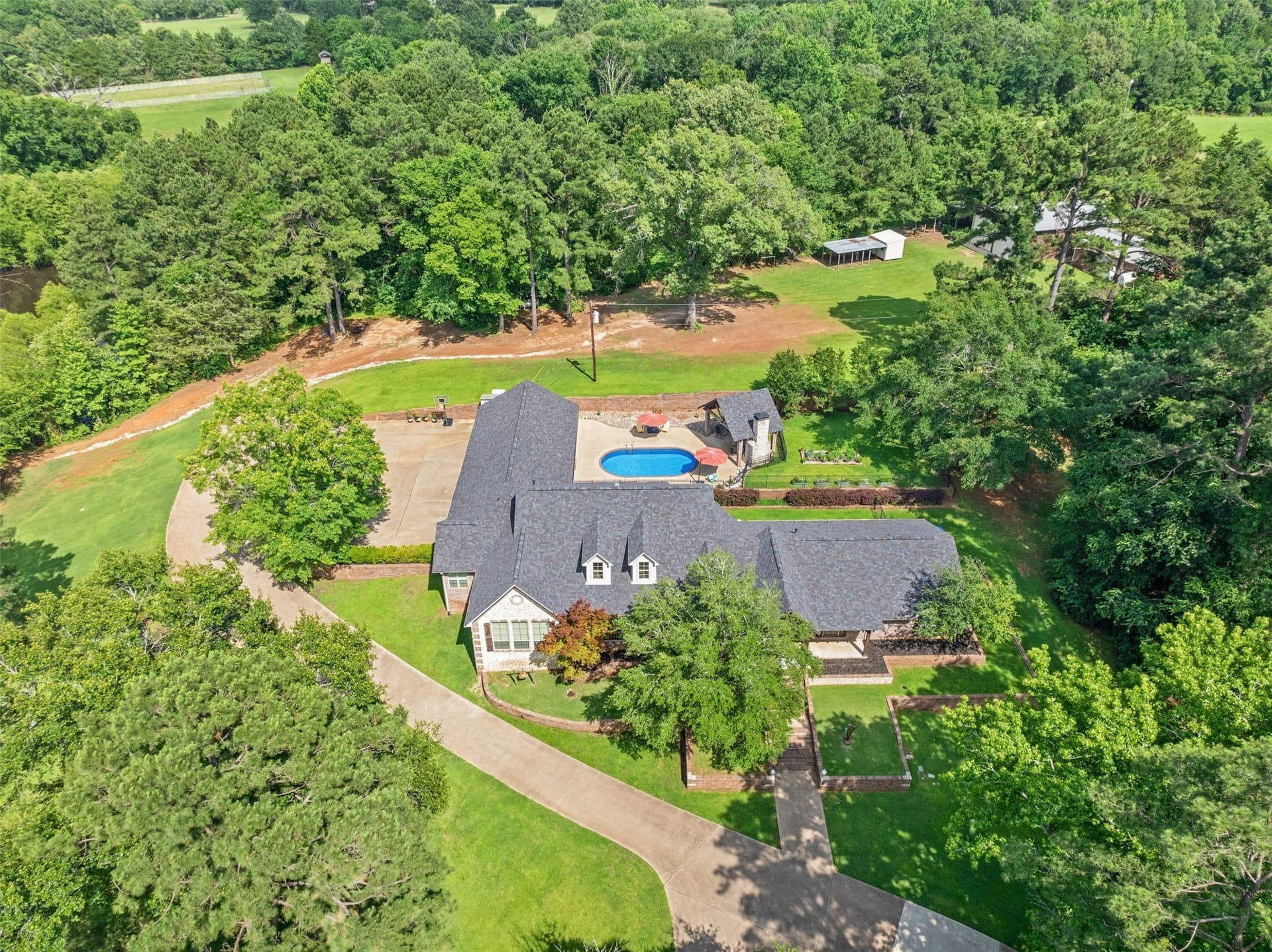 35.92 acres in Smith County gallery image 2