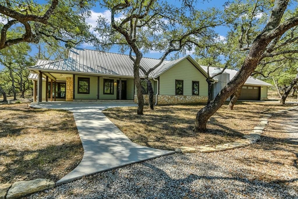95 acres in Blanco County