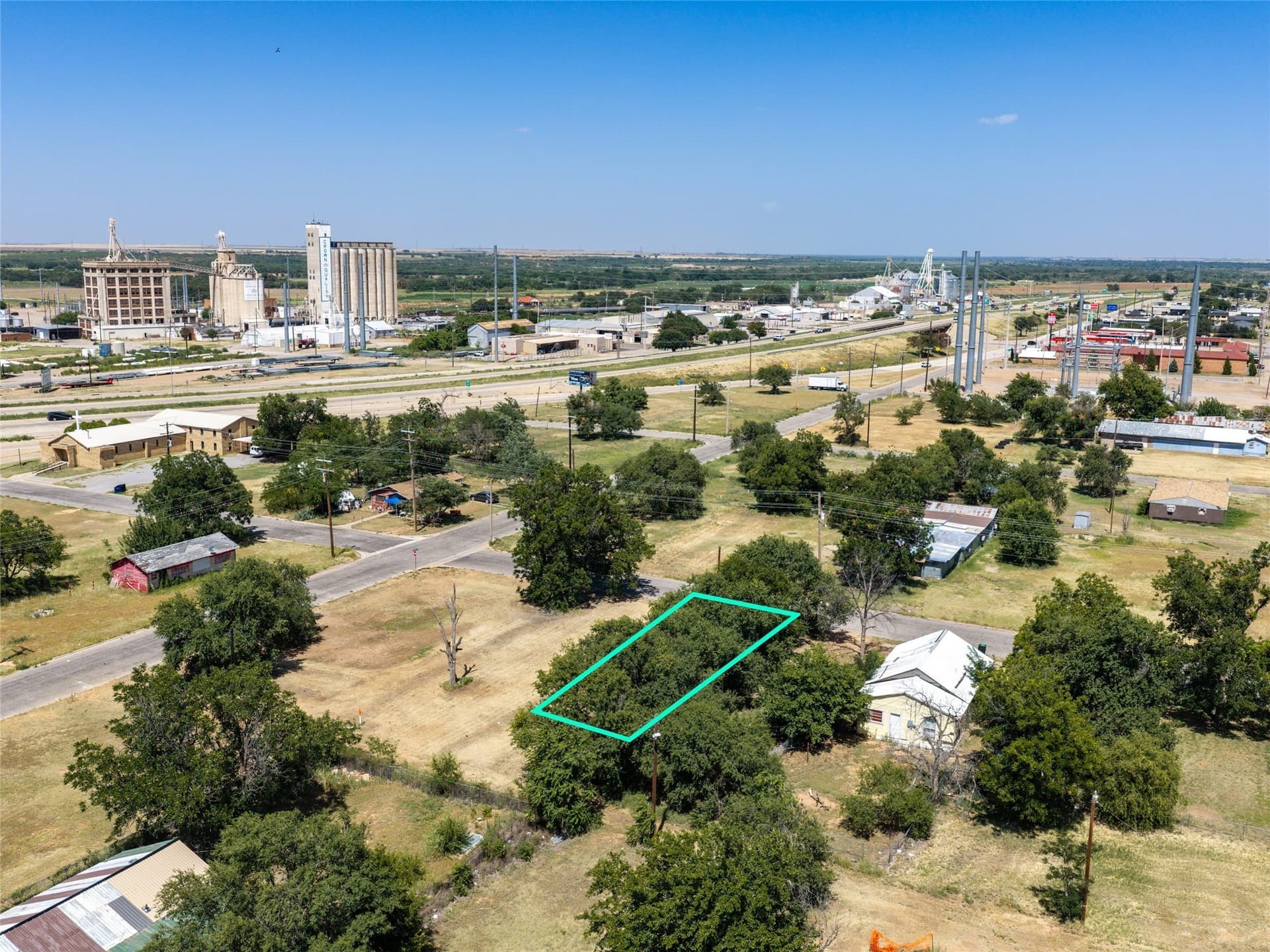 0.08 acres in Wilbarger County - photo 6