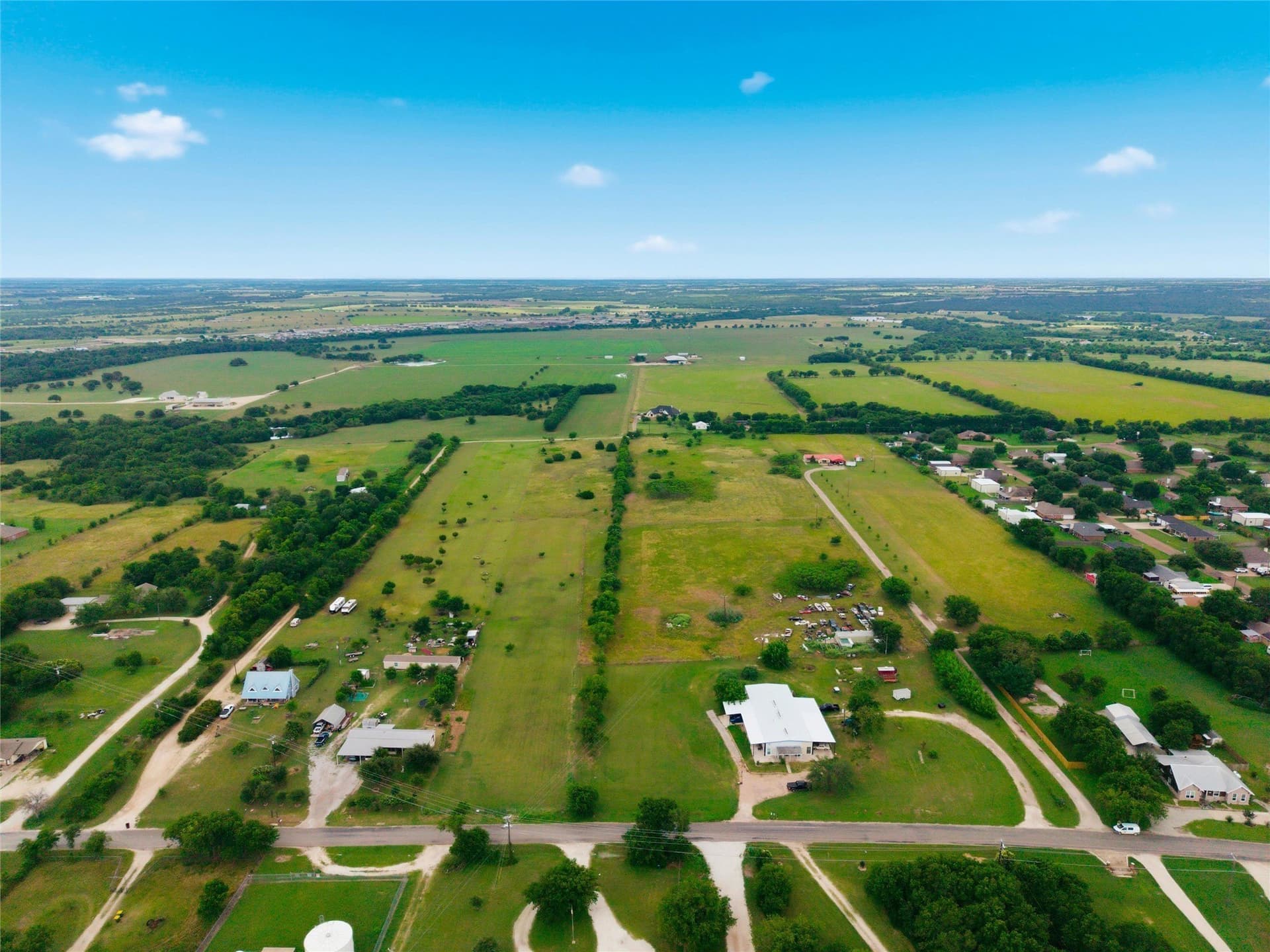 11.53 acres in McLennan County - photo 4