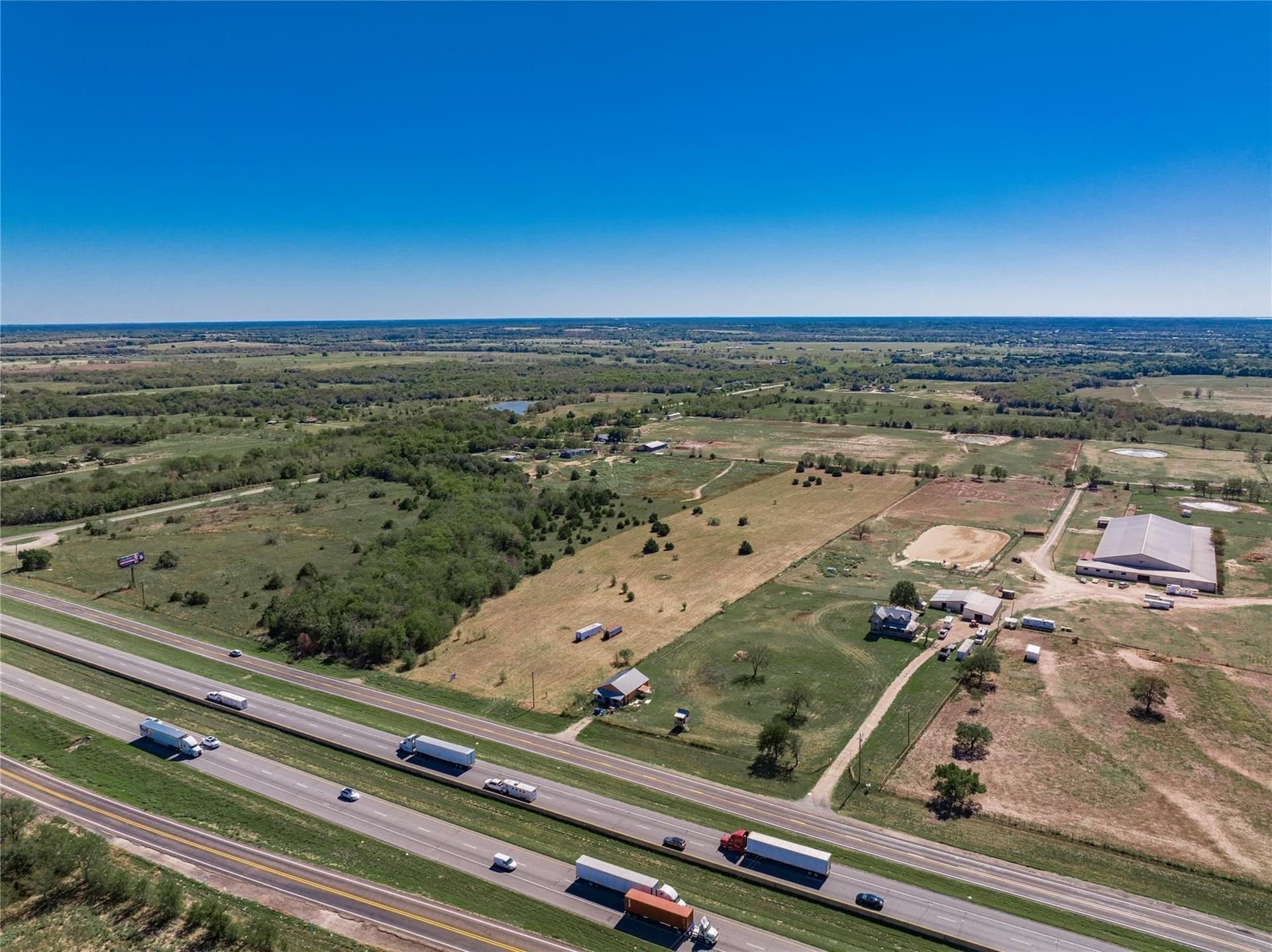 10 acres in Hunt County - photo 2