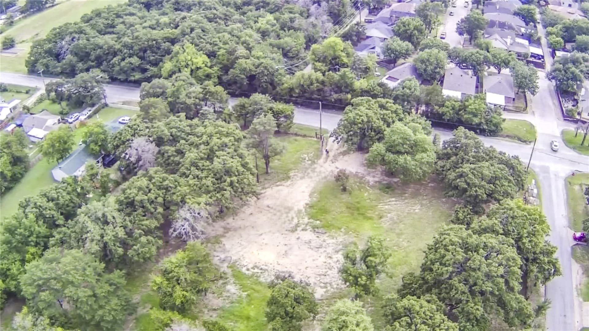 0.5 acres in Dallas County