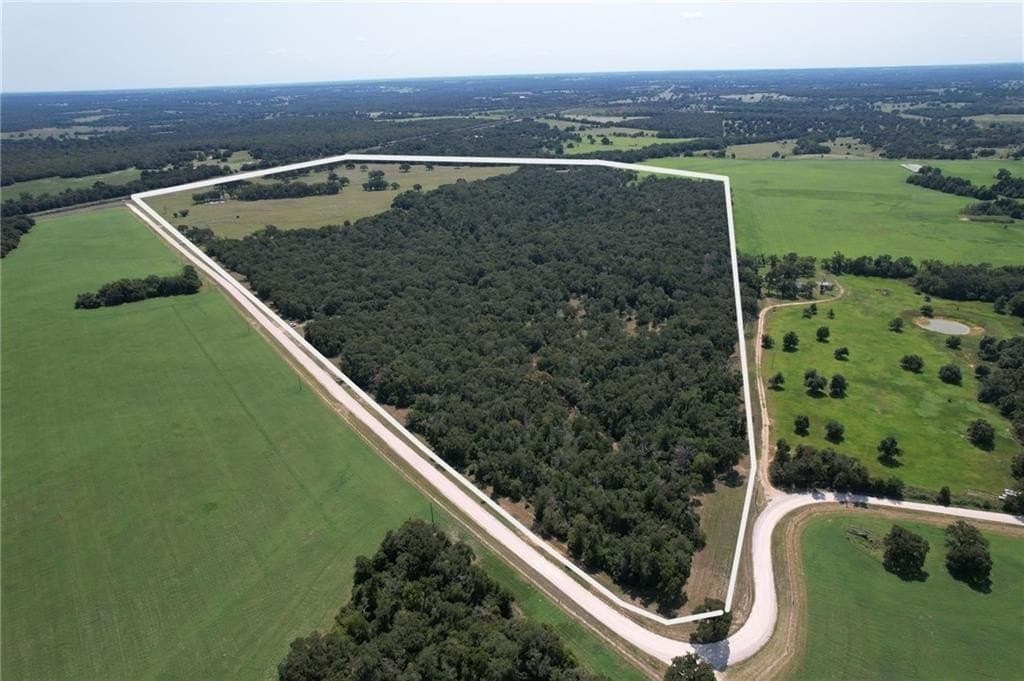 140.29 acres in Milam County