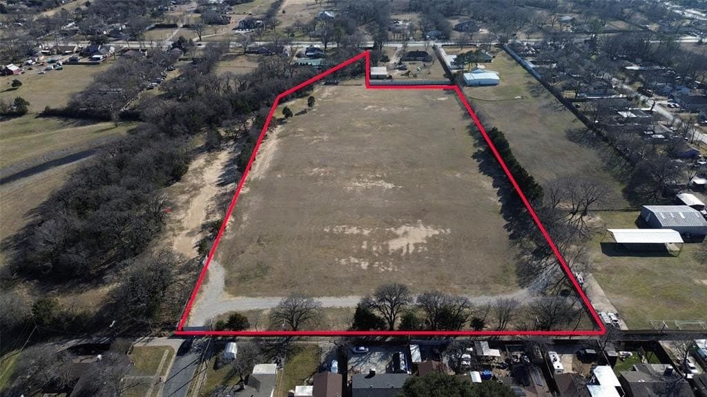 8.99 acres in Dallas County