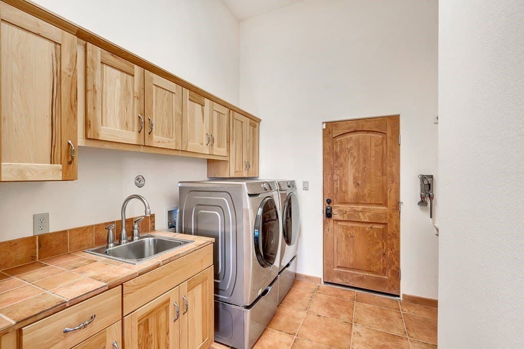 39.49 acres in Brewster County gallery image 3