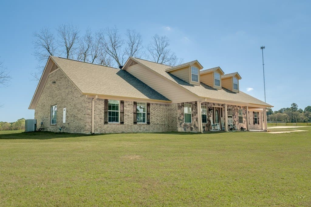 5.6 acres in ANDERSON County - photo 3