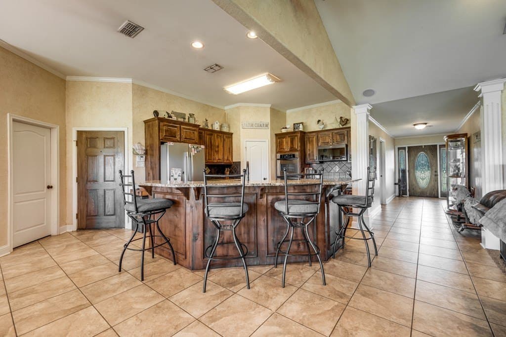 5.6 acres in ANDERSON County - photo 9