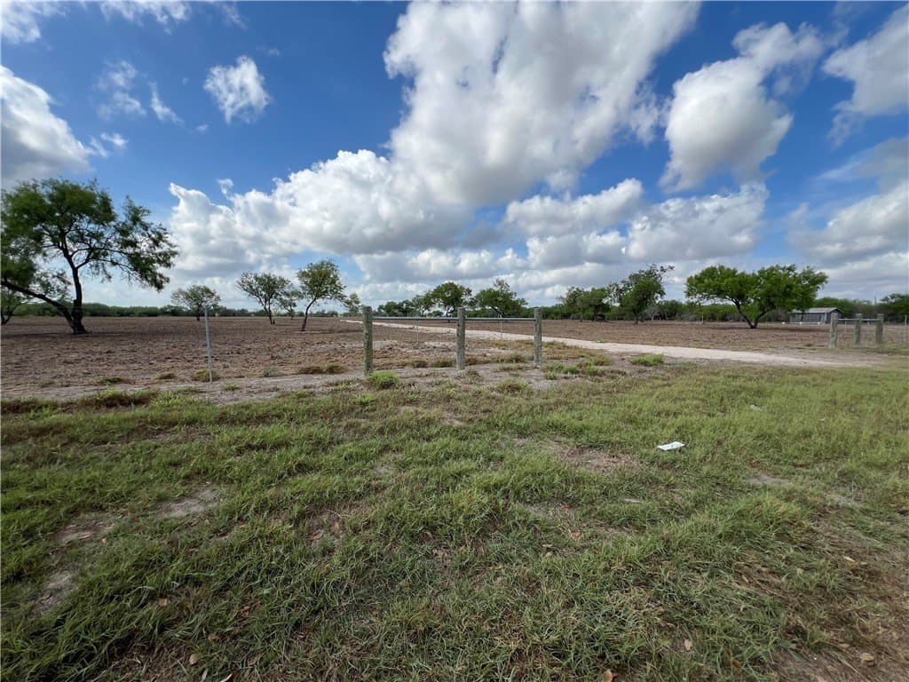 14.4 acres in Brooks County featured view