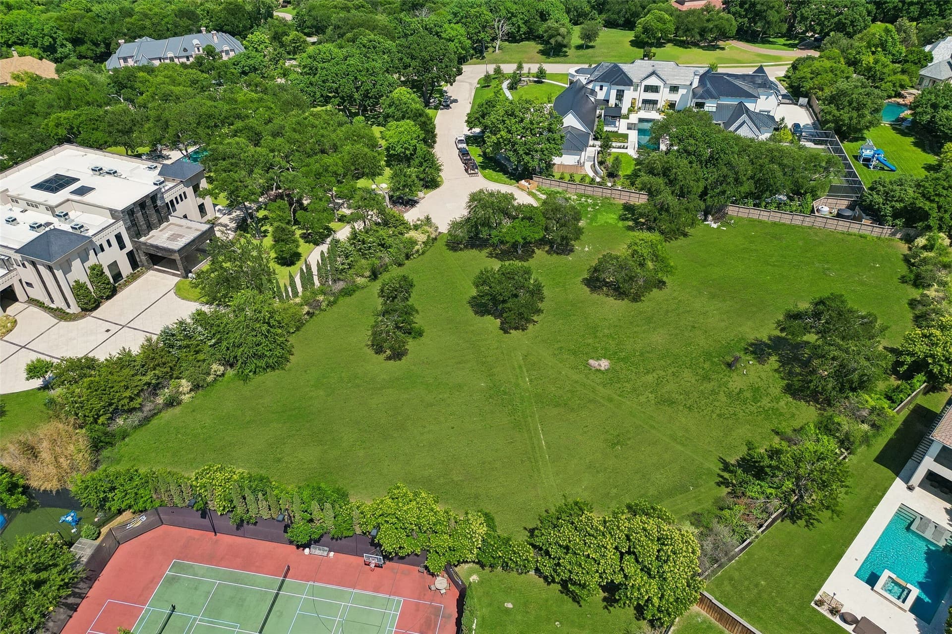 1.5 acres in Denton County gallery image 3