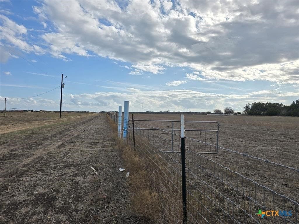 5 acres in Williamson County featured view