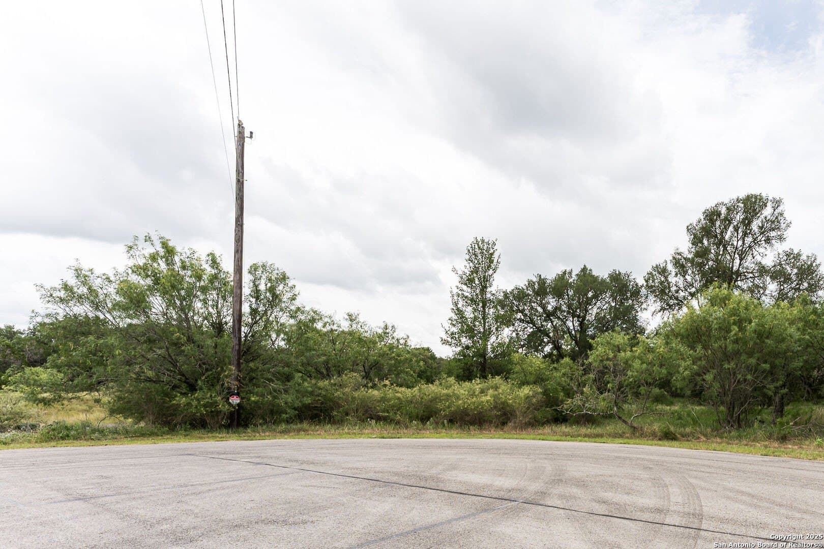3.77 acres in Comal County gallery image 2