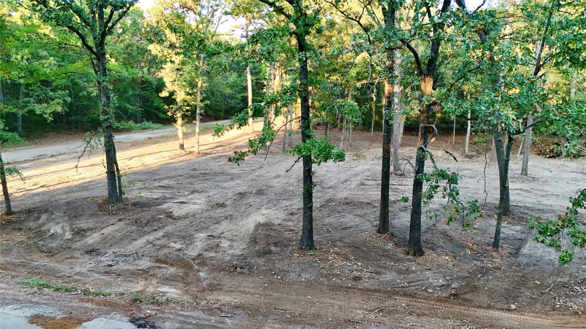 0.5 acres in Franklin (TX) County - photo 4