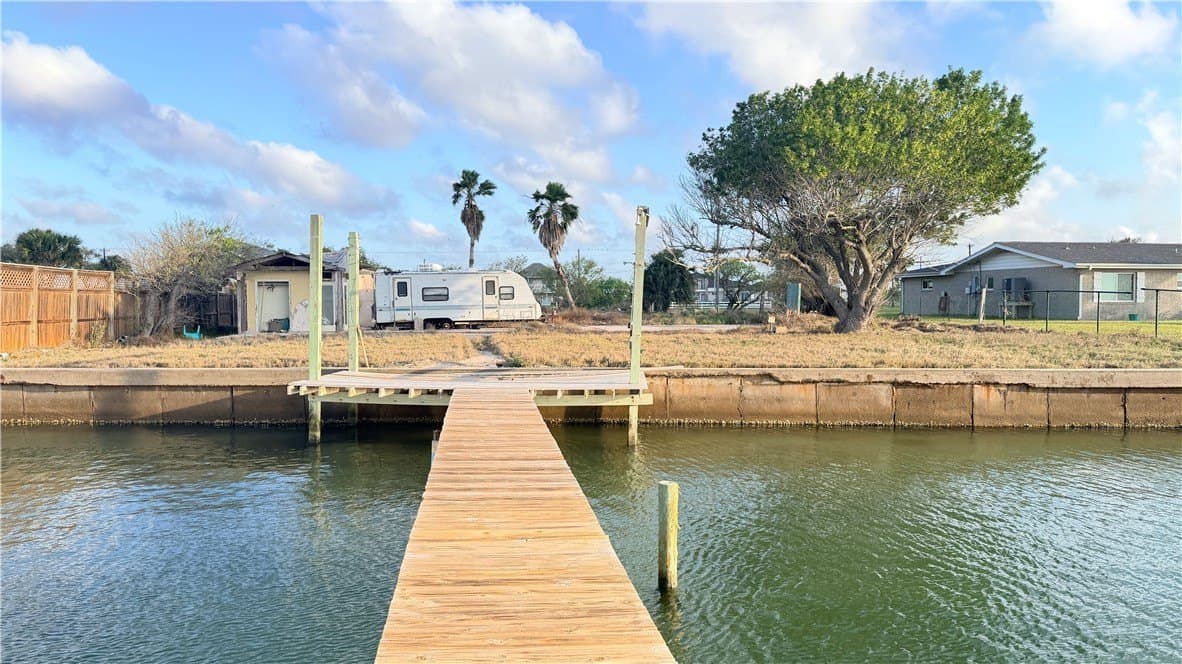 0.95 acres in Aransas County gallery image 4