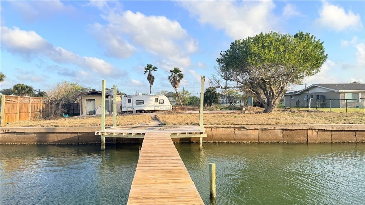 0.95 acres in Aransas County gallery image 3