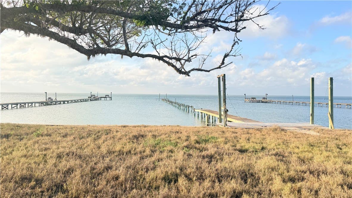0.95 acres in Aransas County featured view