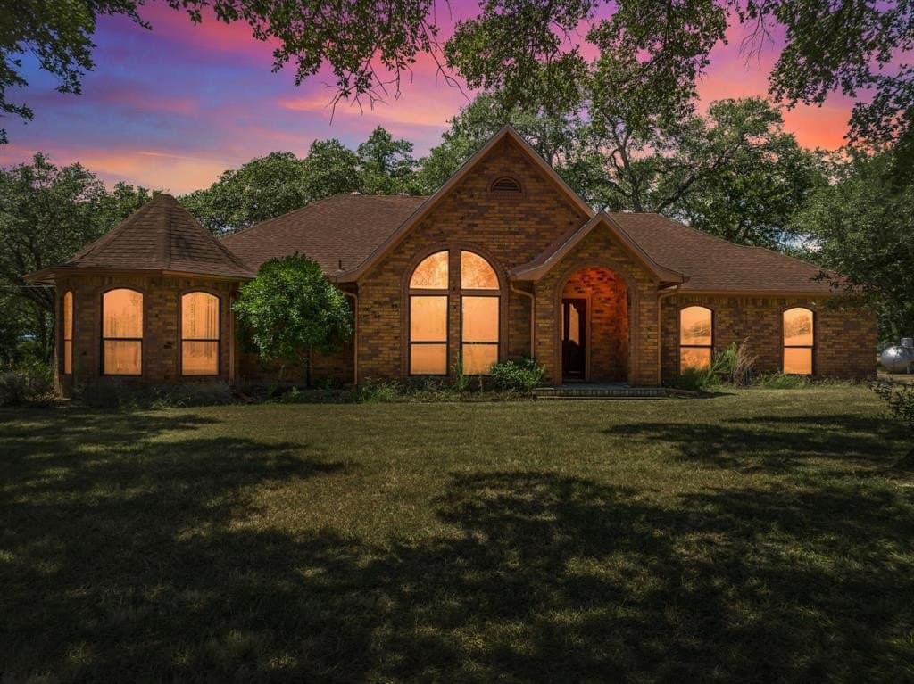 57.67 acres in Hill County