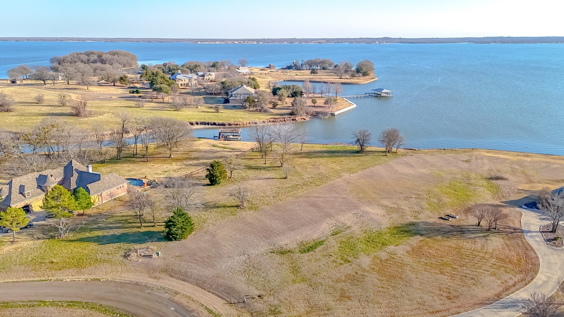 1.11 acres in Navarro County gallery image 3