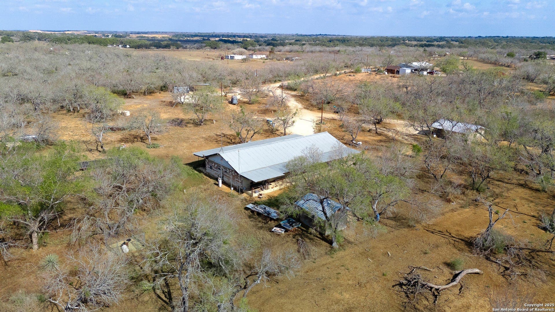 25.61 acres in Atascosa County