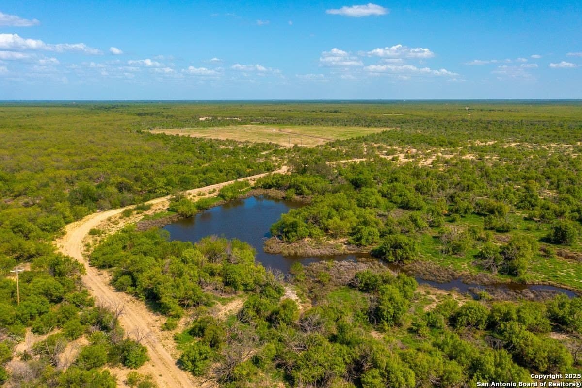 871.19 acres in Zavala County