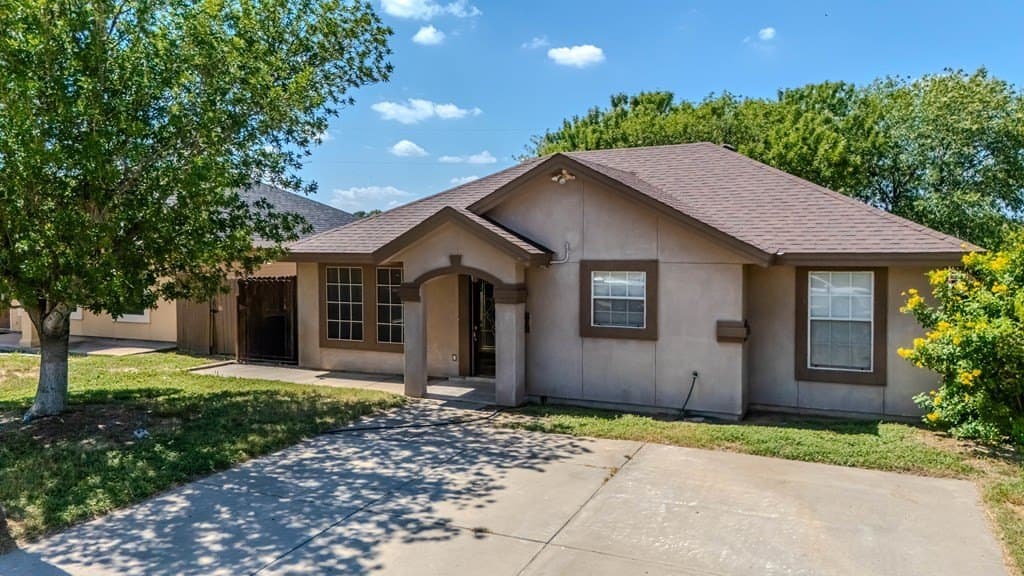 6,750 acres in Maverick County gallery image 3