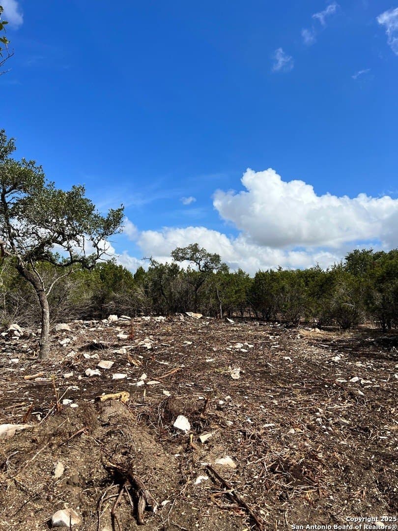 1.06 acres in Kendall County - photo 11
