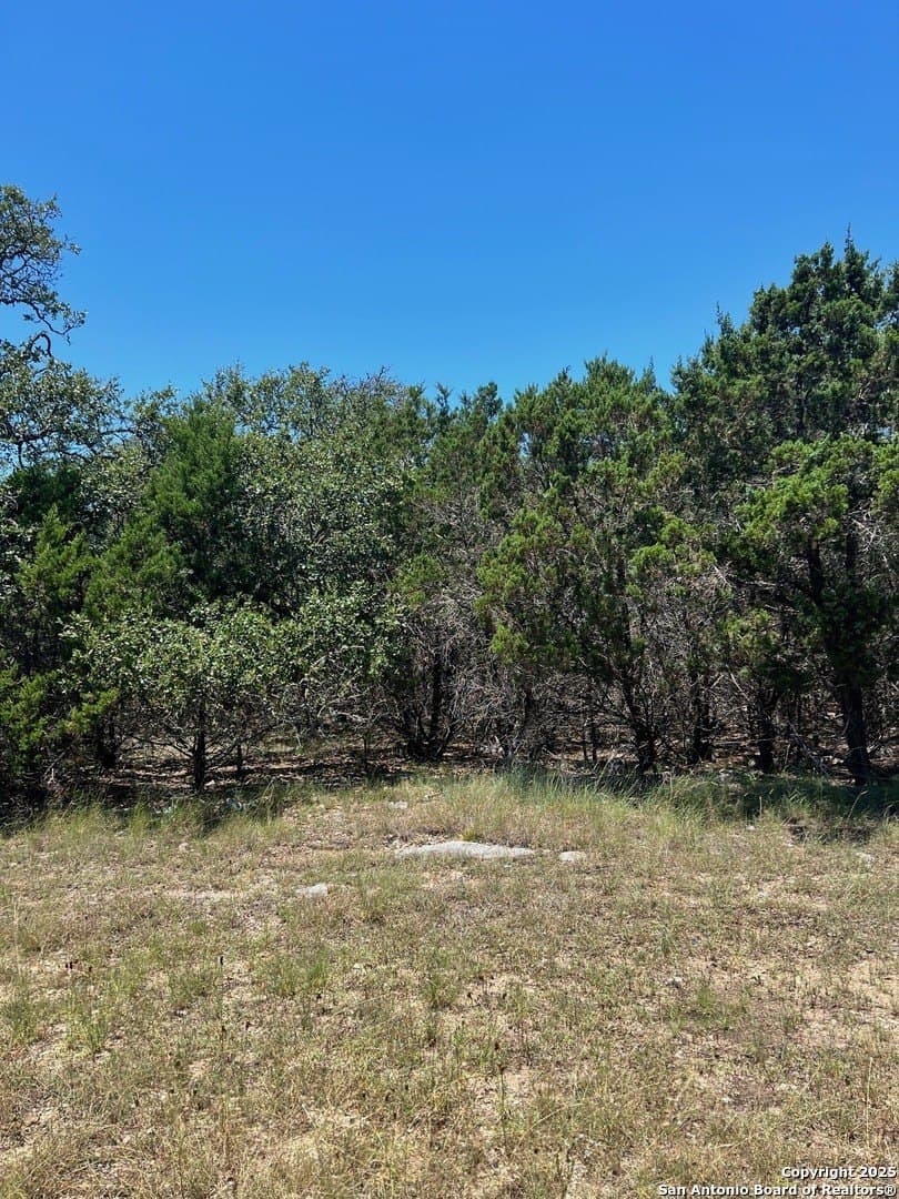 1.06 acres in Kendall County - photo 2
