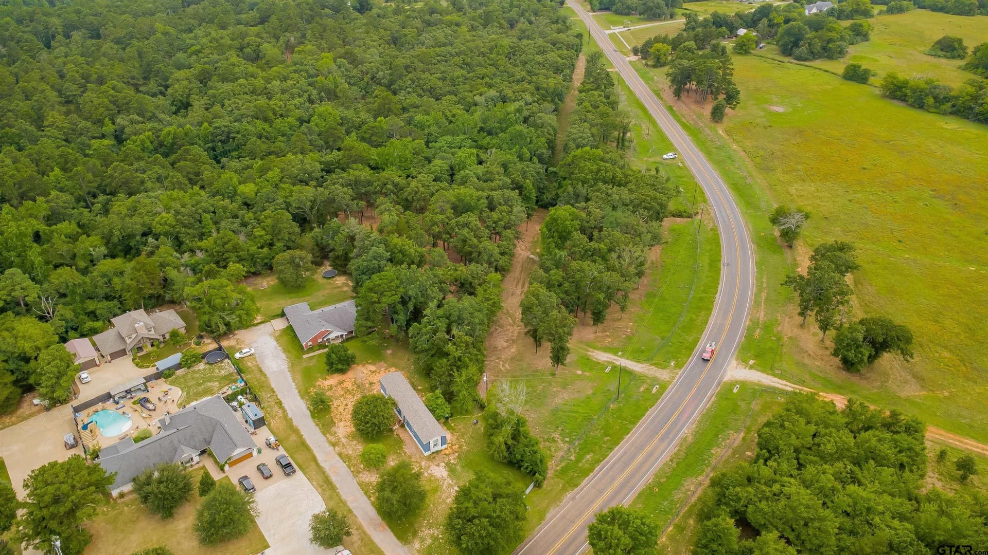3.56 acres in Smith County - photo 7