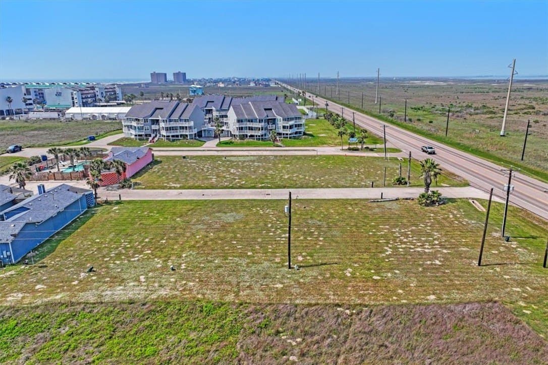 0.12 acres in Nueces County - photo 19