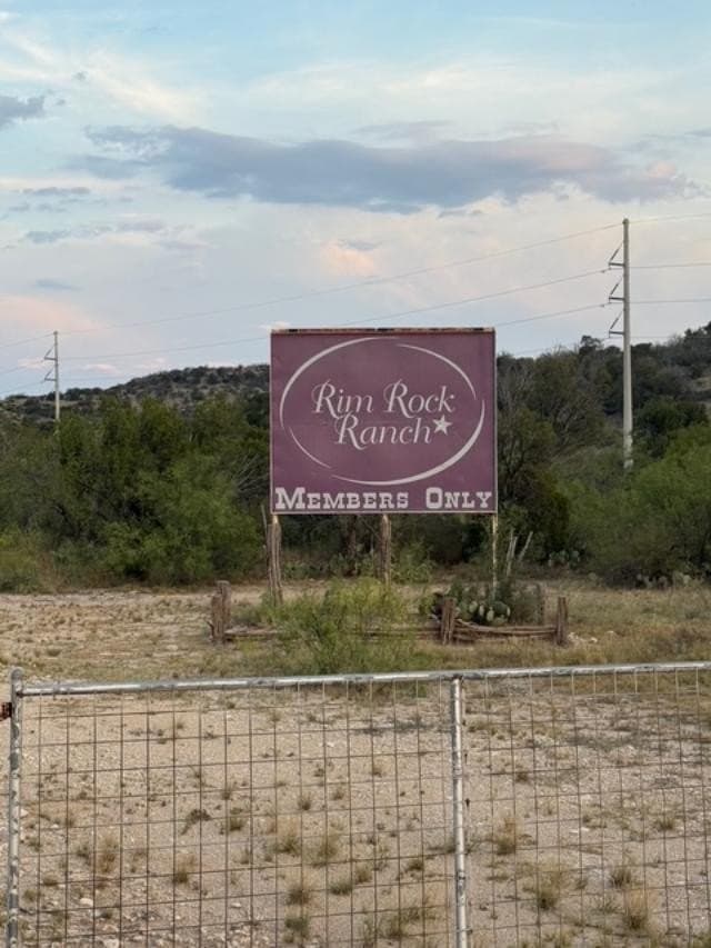 100 acres in Crockett County - photo 22