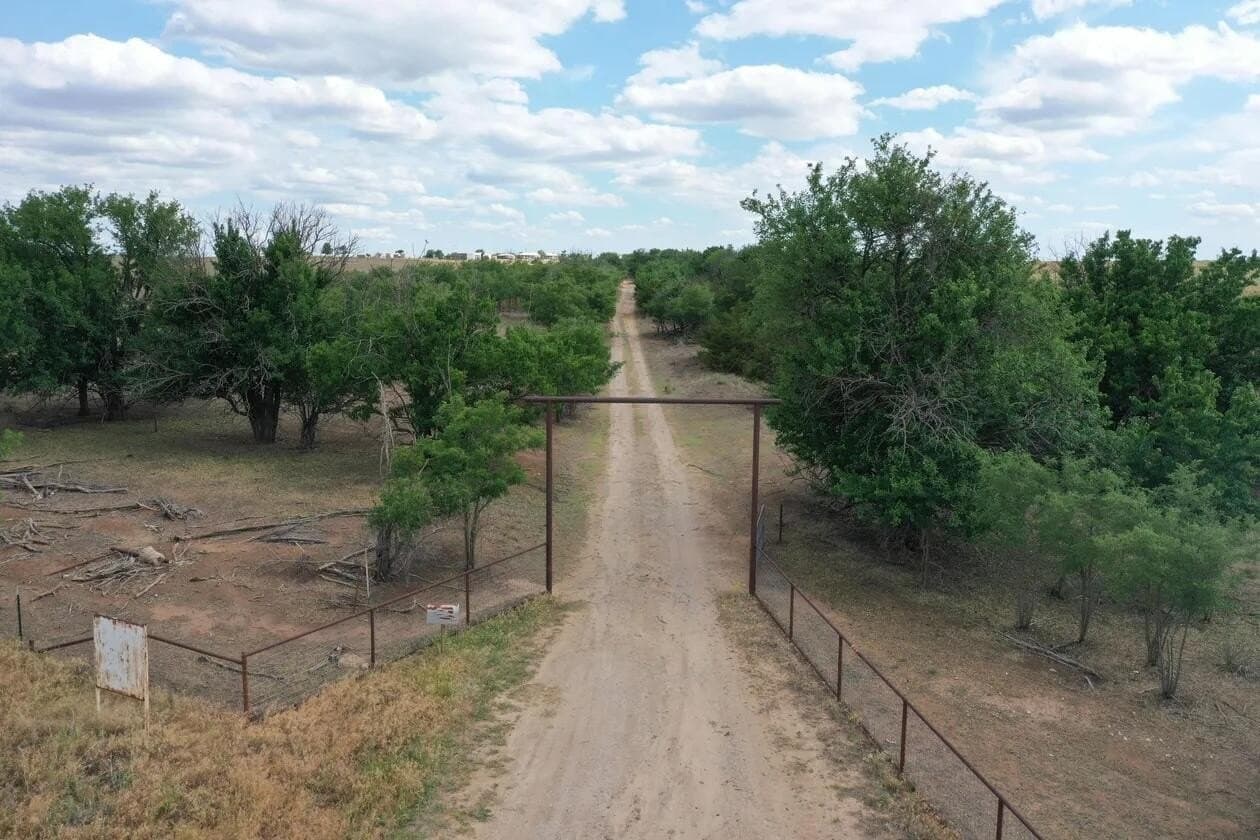 183.18 acres in Wheeler County - photo 55
