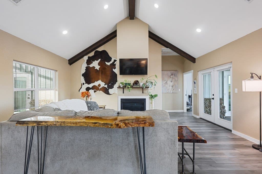 13.66 acres in Brewster County featured view