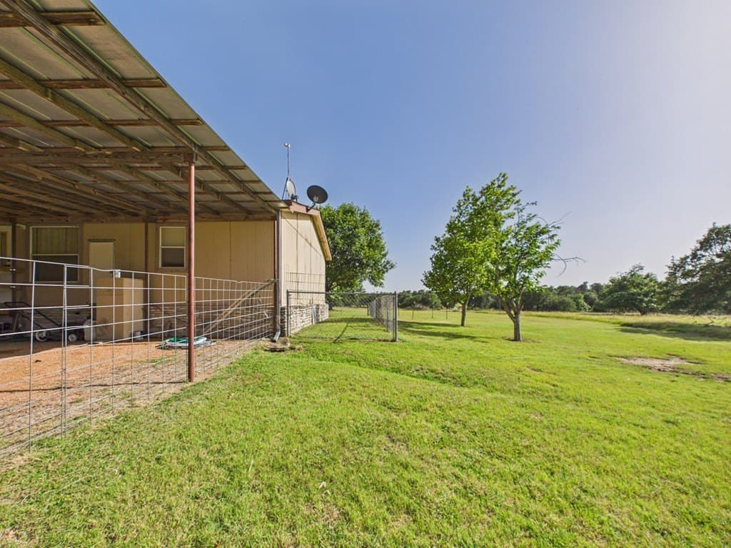 7.72 acres in Gillespie County - photo 33