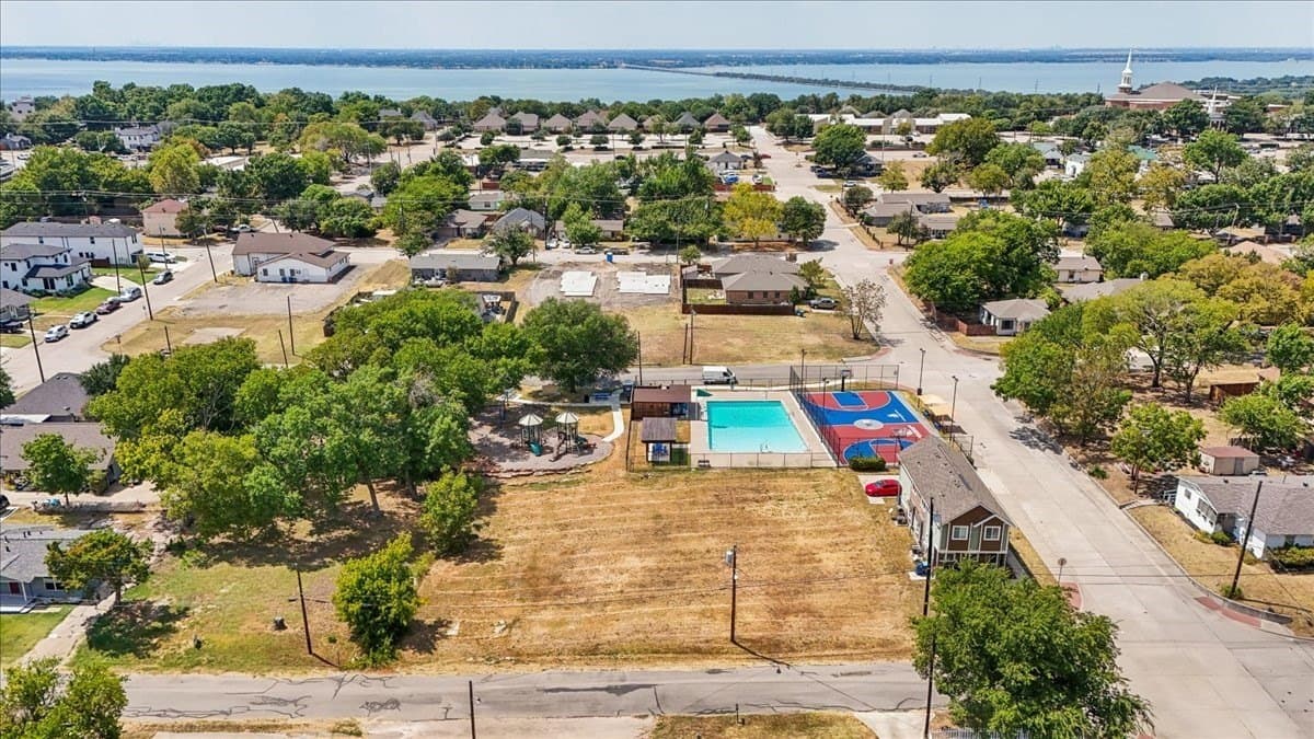 0.37 acres in Rockwall County - photo 2