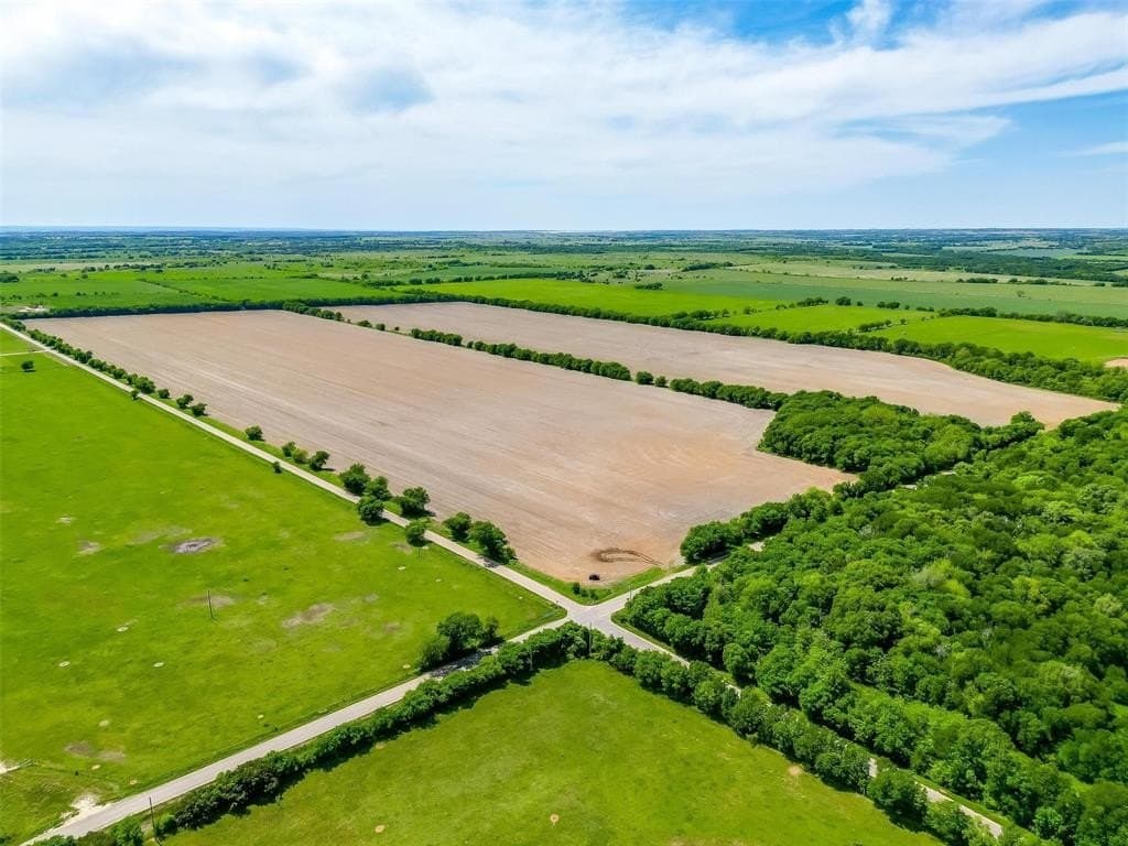 192.71 acres in Johnson County