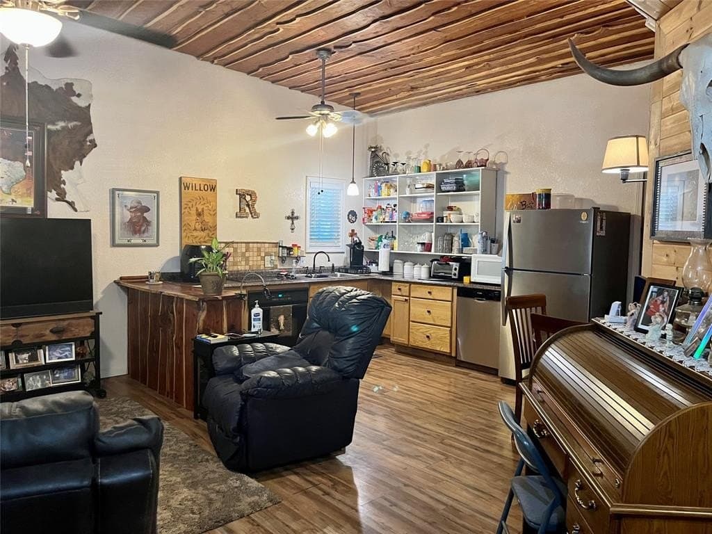 31.14 acres in Comanche County gallery image 3