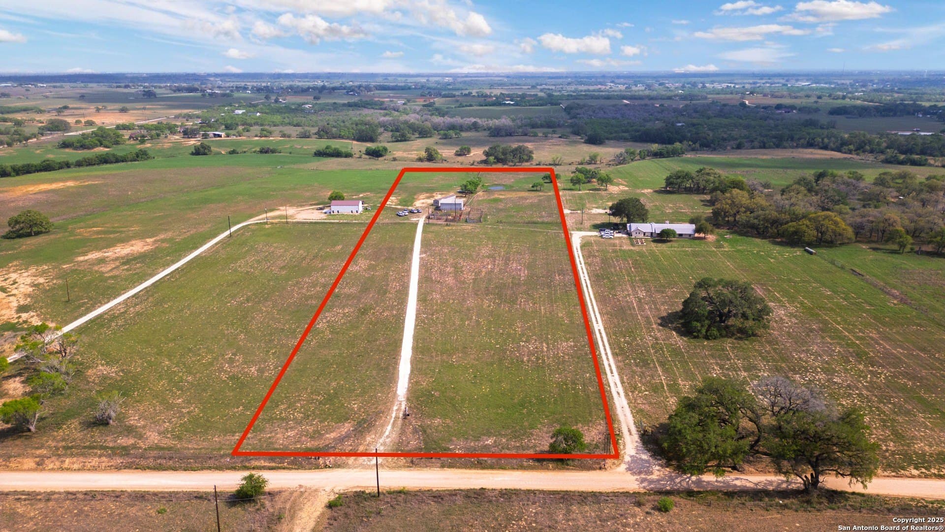 10.8 acres in Wilson County