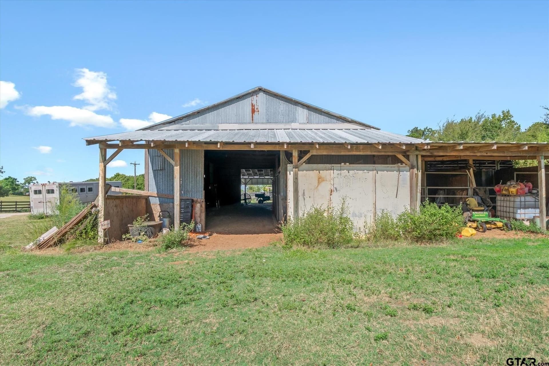 56.65 acres in Henderson County - photo 26