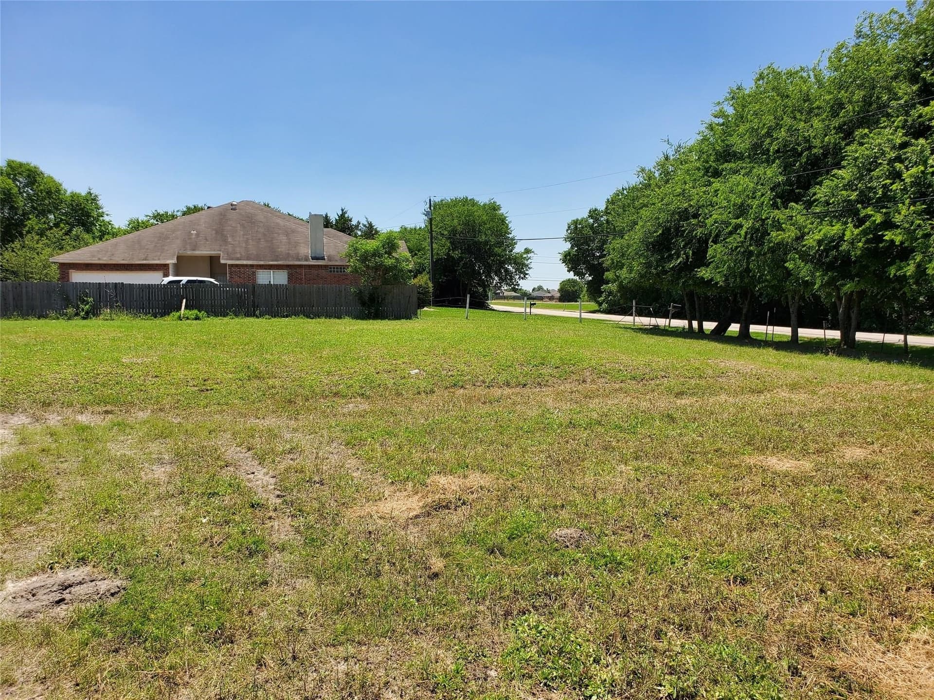 1 acres in Dallas County - photo 2