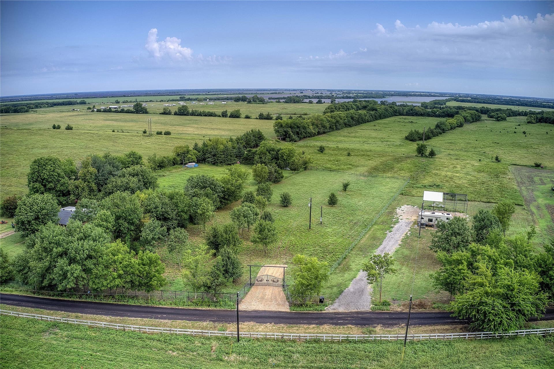 1.41 acres in Lamar County - photo 13