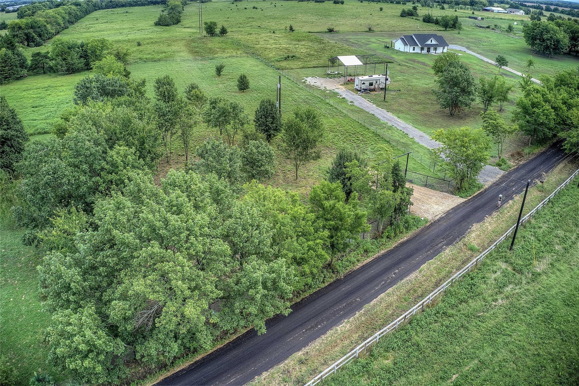 1.41 acres in Lamar County - photo 8