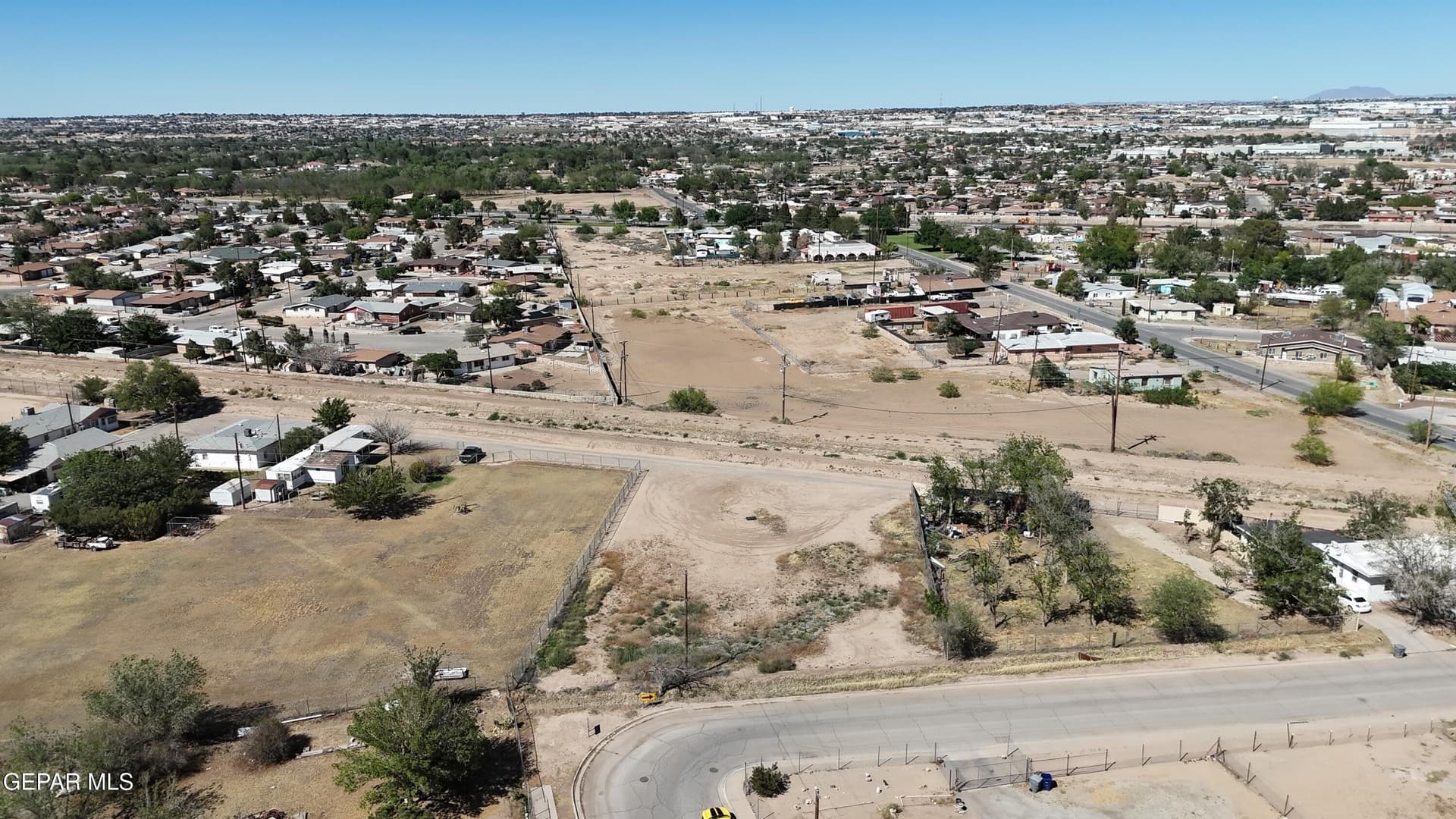 0.49 acres in El Paso County gallery image 4