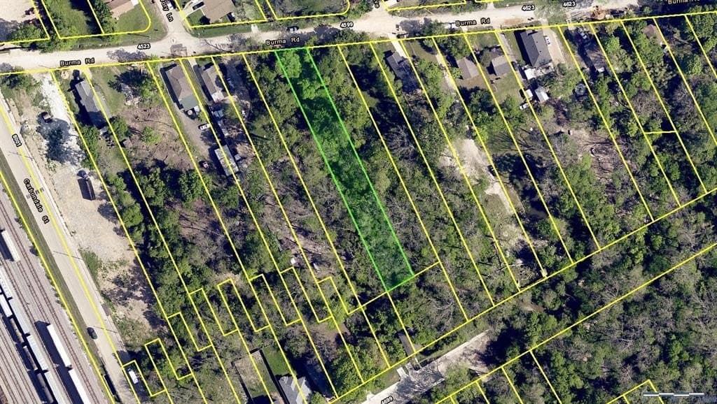 0.5 acres in Dallas County